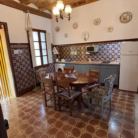 Chalet Celestino Deltebre